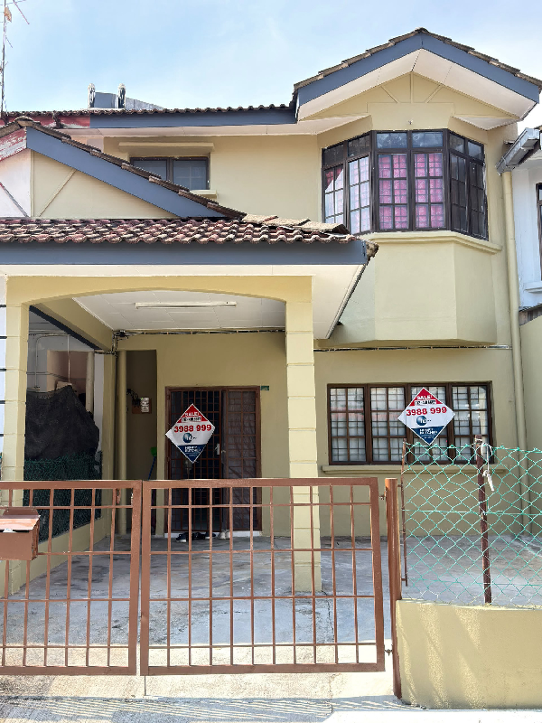 Double storey terrace  - photo 1