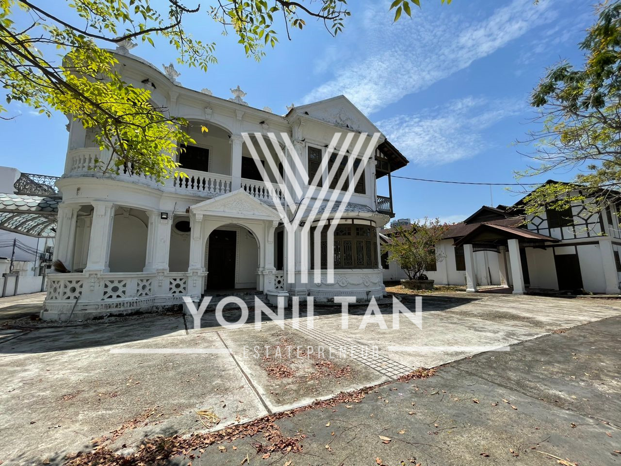 Jalan Loh Boon Siew Bungalow - photo 4