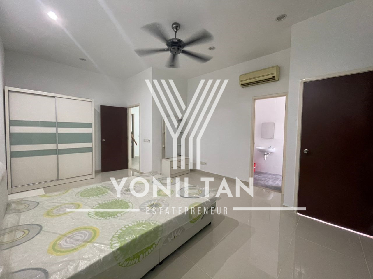 Setia Vista  2 Storey Gated Terrace - photo 2