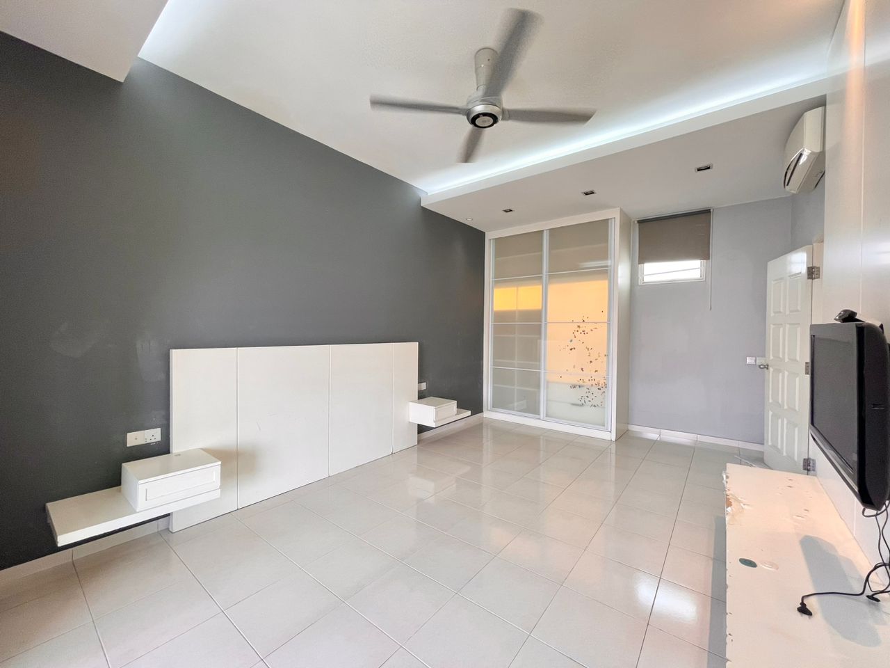 J Setia Pearl Island 3 Storey Terrace - photo 7