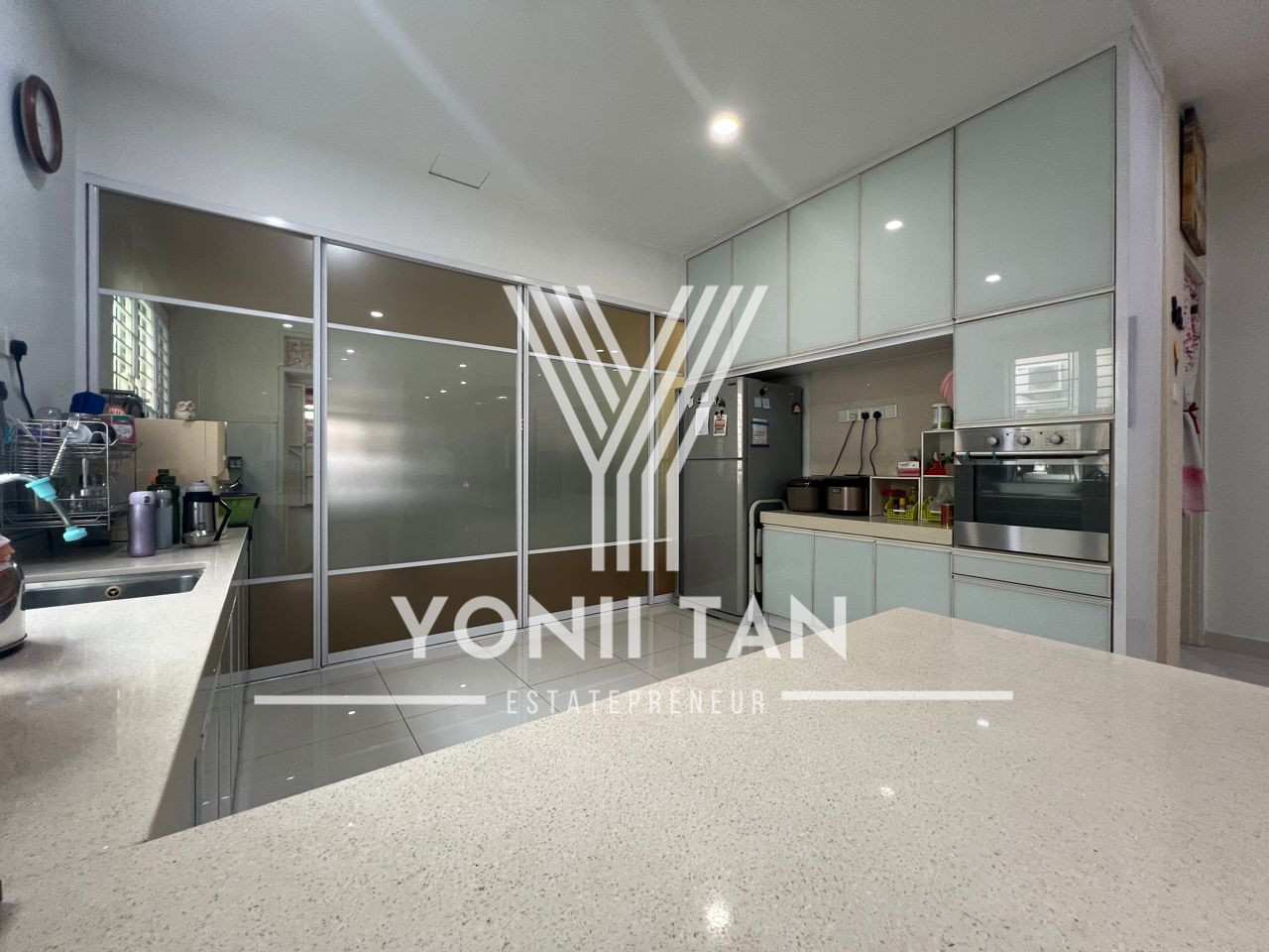 6 Bedrooms , Minden Heights 3 Storey Bungalow - photo 3