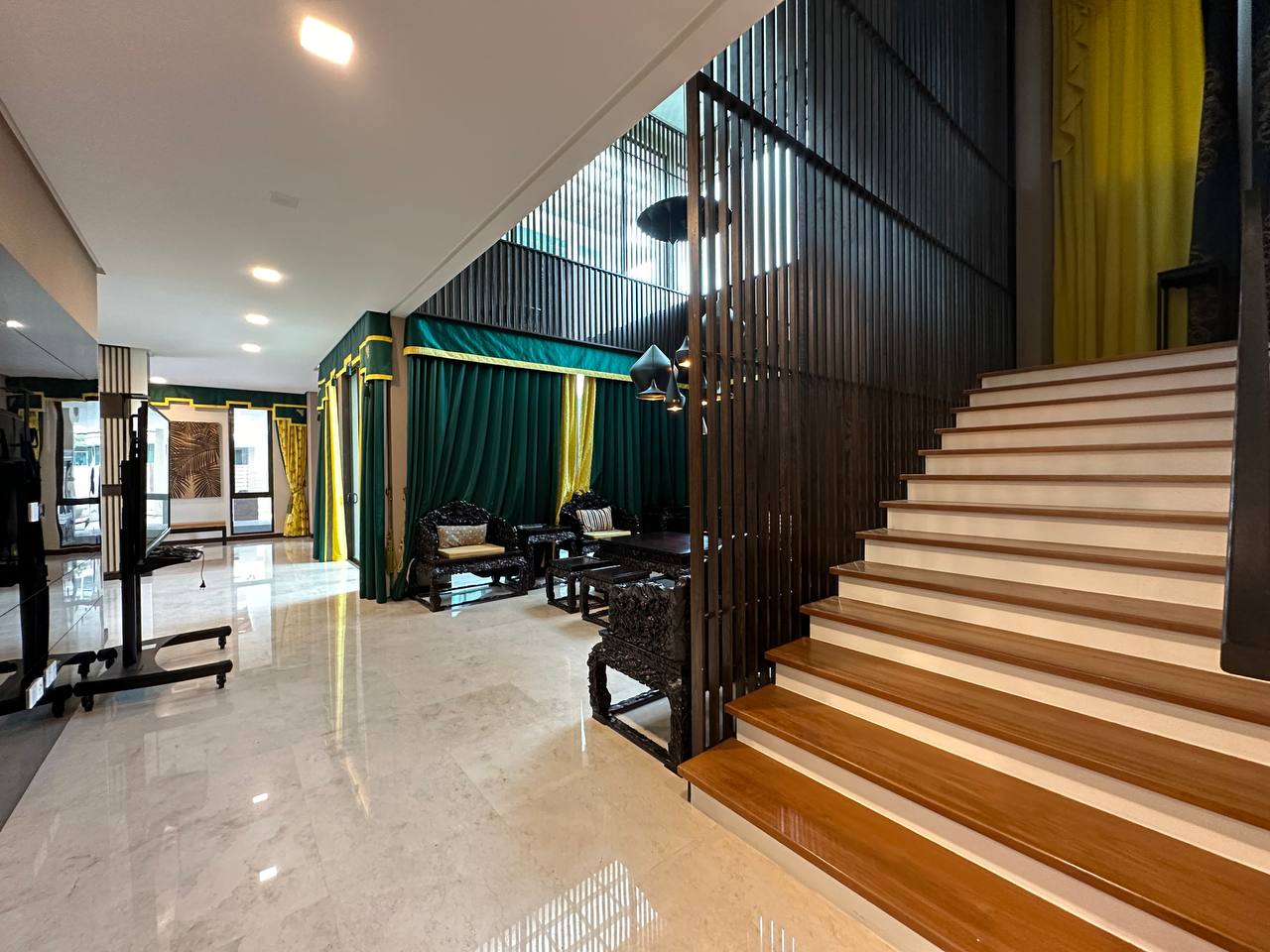 Western Pulau Tikus Bungalow - photo 3