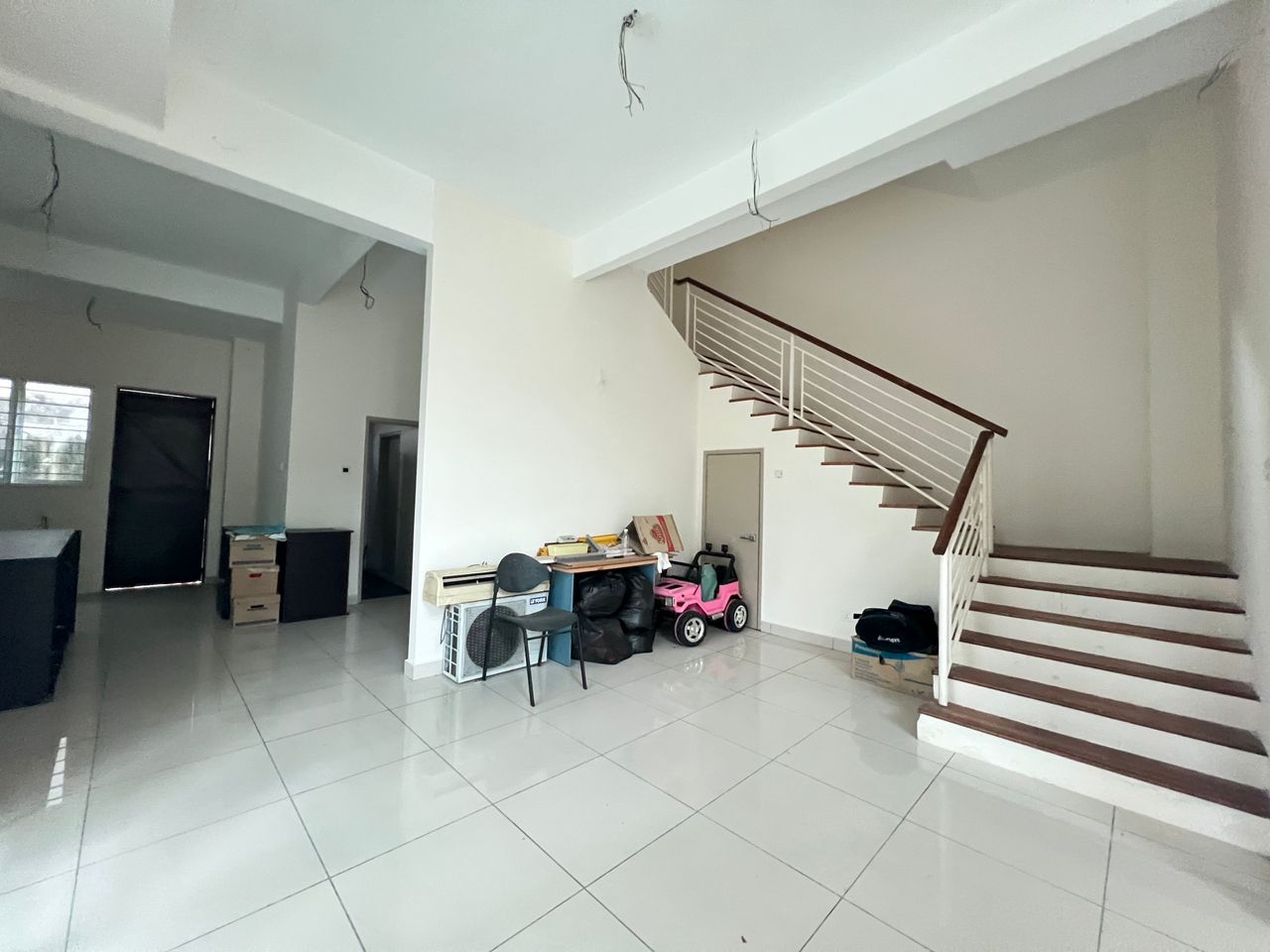 6 Bedroom Gelugor Persiaran Minden 3 Storey SemiD - photo 3