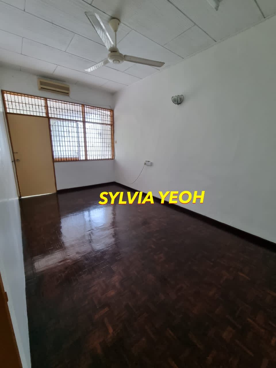 Jalan Chong Lye Hock Terrace House Tanjung Tokong - photo 6