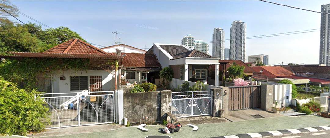 Mount Erskine 1 Terrace House Tanjung Tokon - photo 2