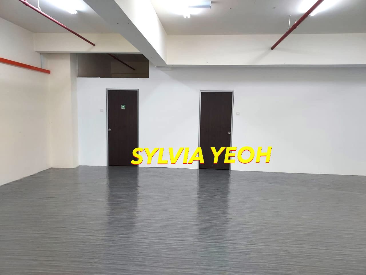 Southbay Plaza 4500sf Batu Maung With Lift - photo 8