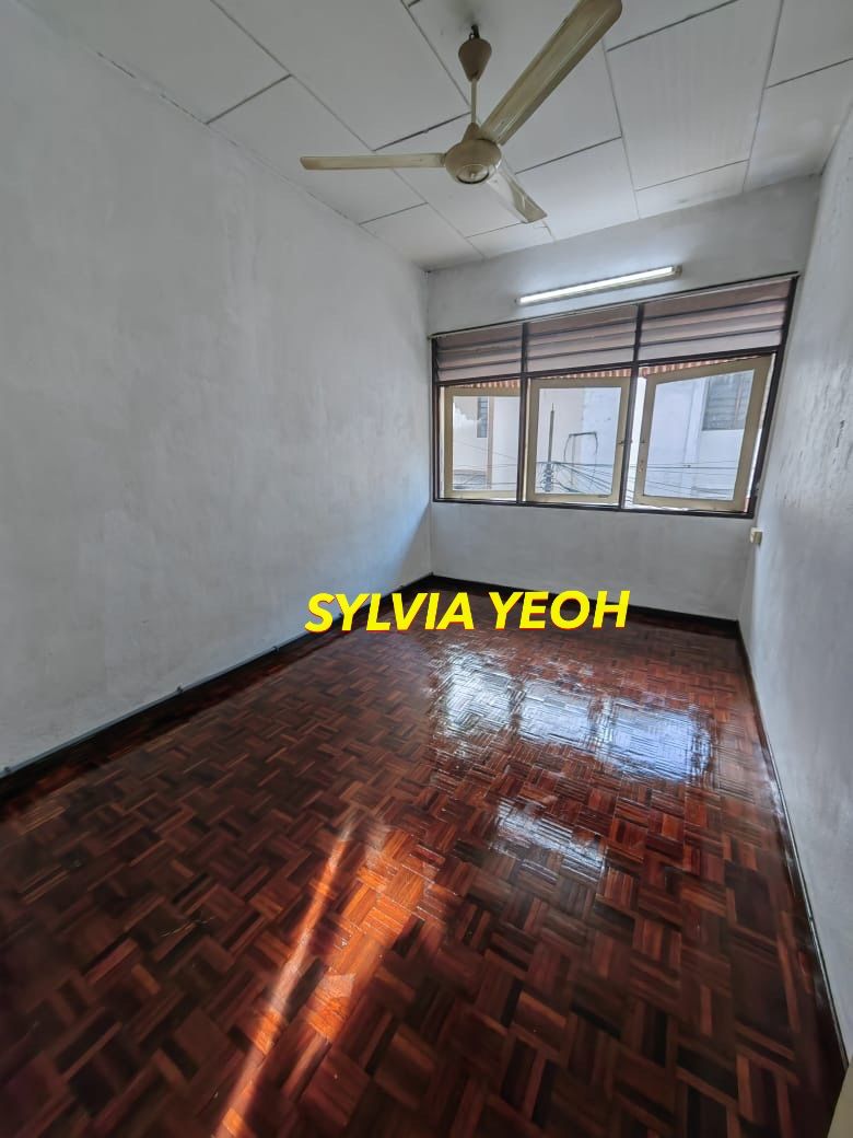 Tanjung Tokong 2 Storey Terrace House - photo 7