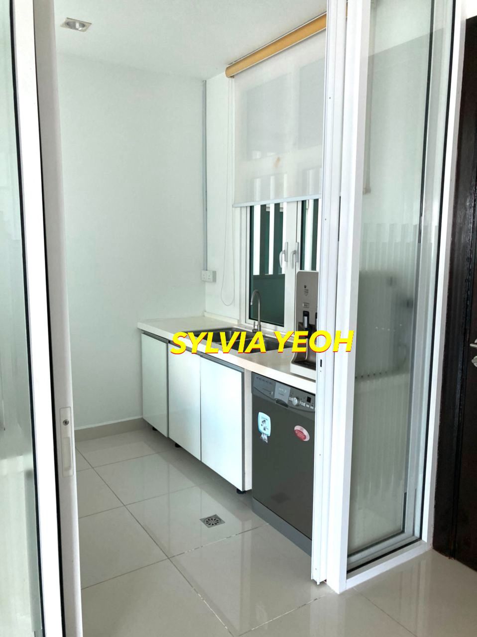 Gurney Paragon West Wing Nice Furnish Gurney Drive - photo 5