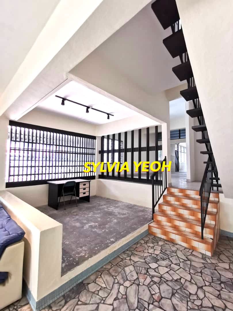 Ayer Itam 2 Storey Corner House Nice Reno Air Itam - photo 4