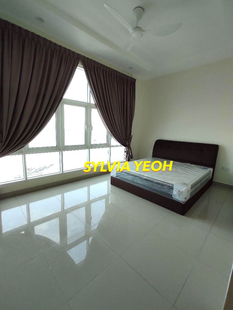 Southbay Plaza Condo 4 Rooms Furnish Batu Maung - photo 4