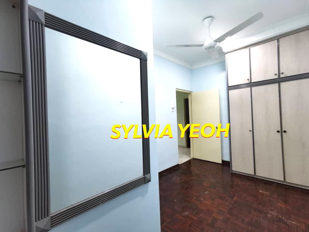 Tanjung Bungah Townhouse 4 Room Villa Bunga Telang - photo 6