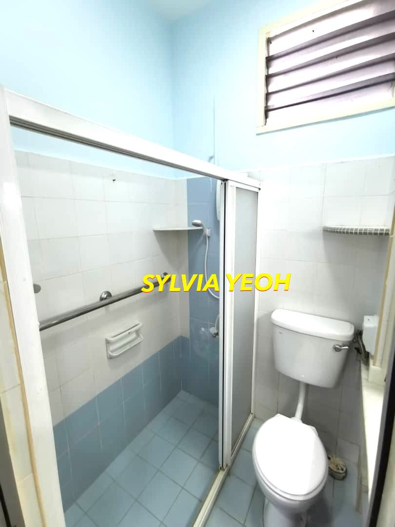Tanjung Bungah Townhouse 4 Room Villa Bunga Telang - photo 11