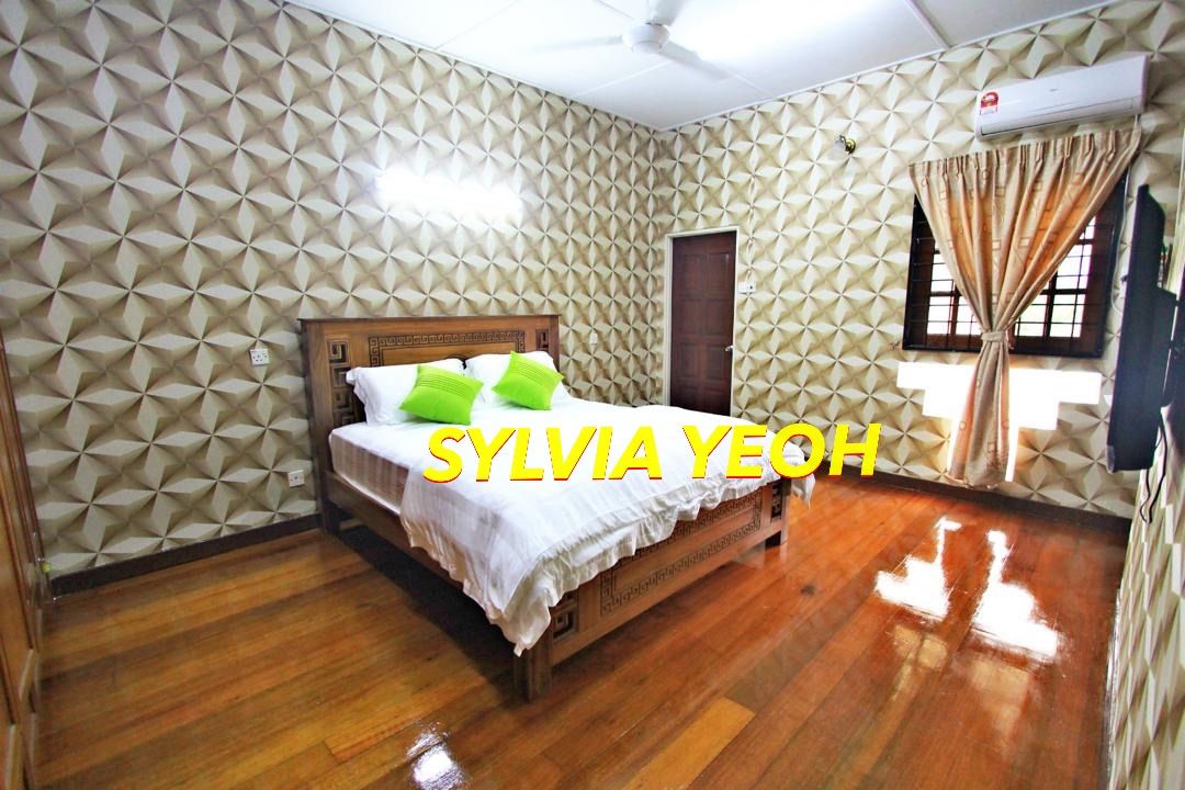 Jalan Gajah Semi D House, Tanjung Bungah - photo 10