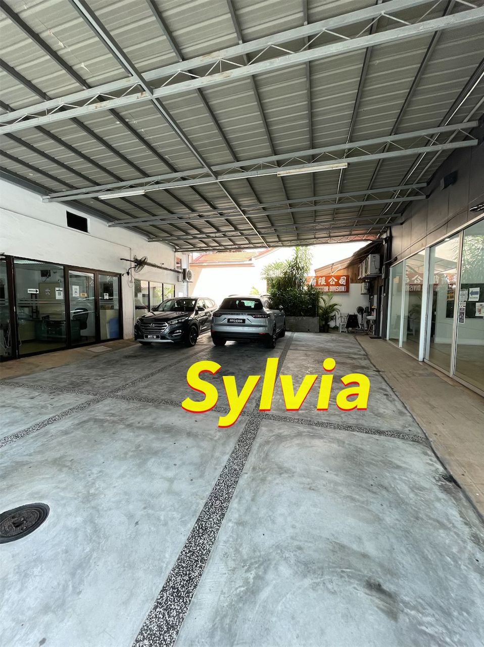 Jalan Burma Showroom Shoplot Georgetown - photo 8