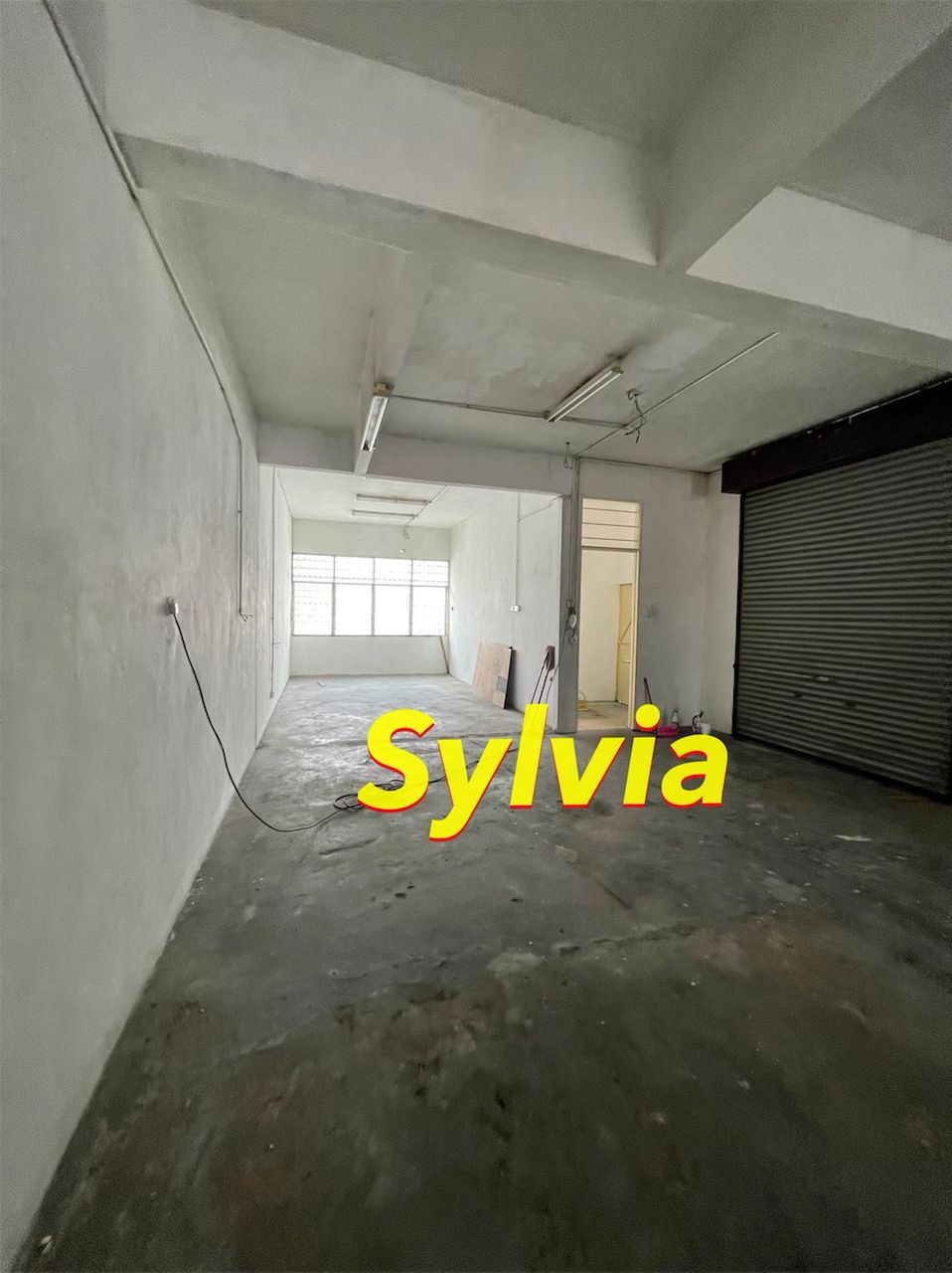 Jelutong 1600sf Ground Floor Corner Shop Lot - photo 4