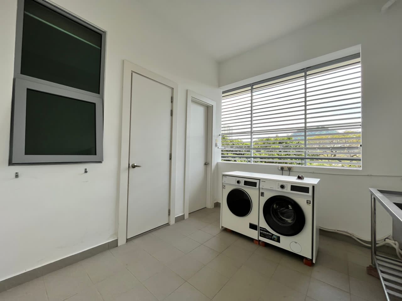 Infinity Beachfront Condo 3700SF Tanjung Bungah - photo 6