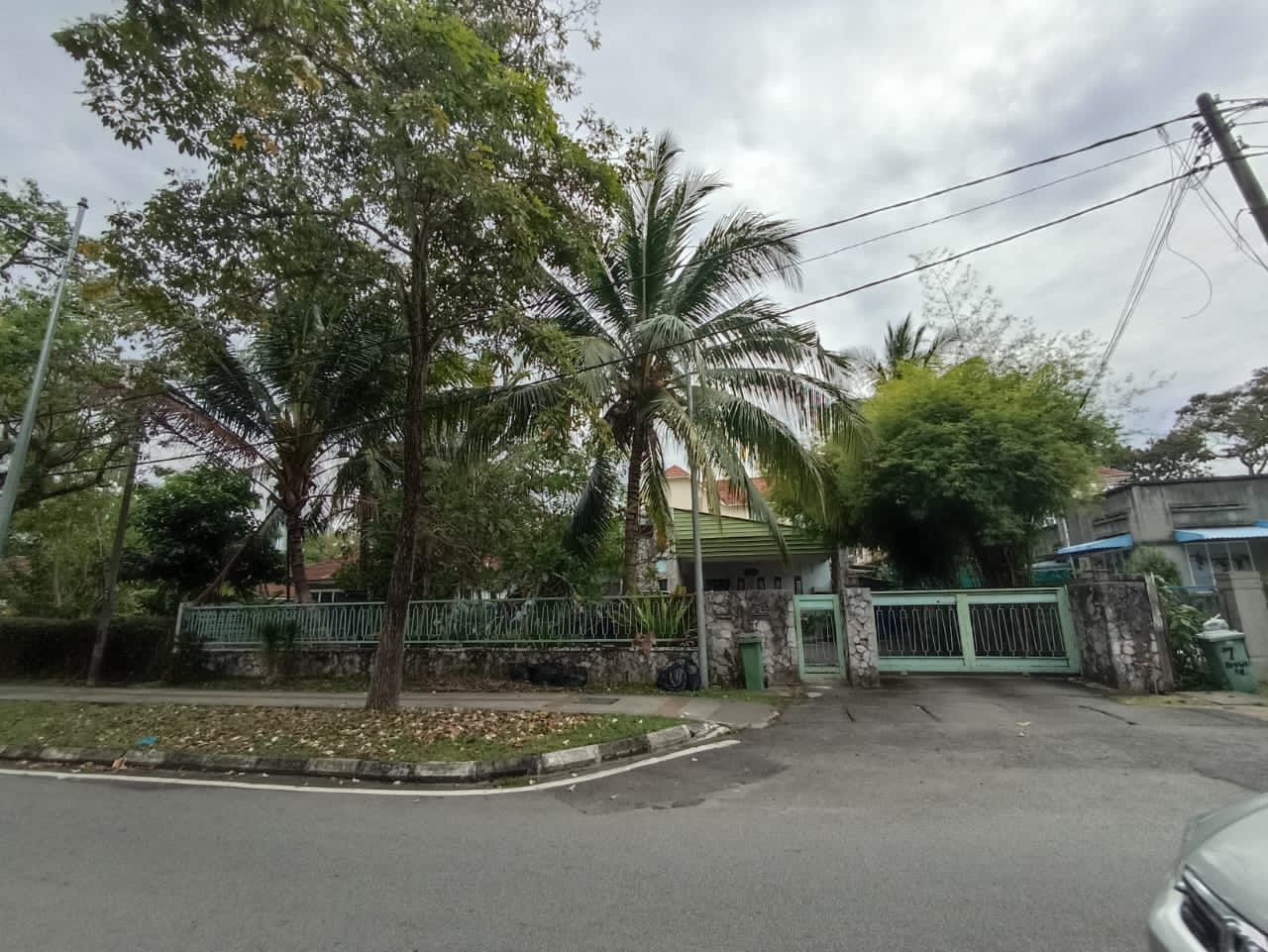Jalan Brown Bungalow House Land Pulau Tikus - photo 3