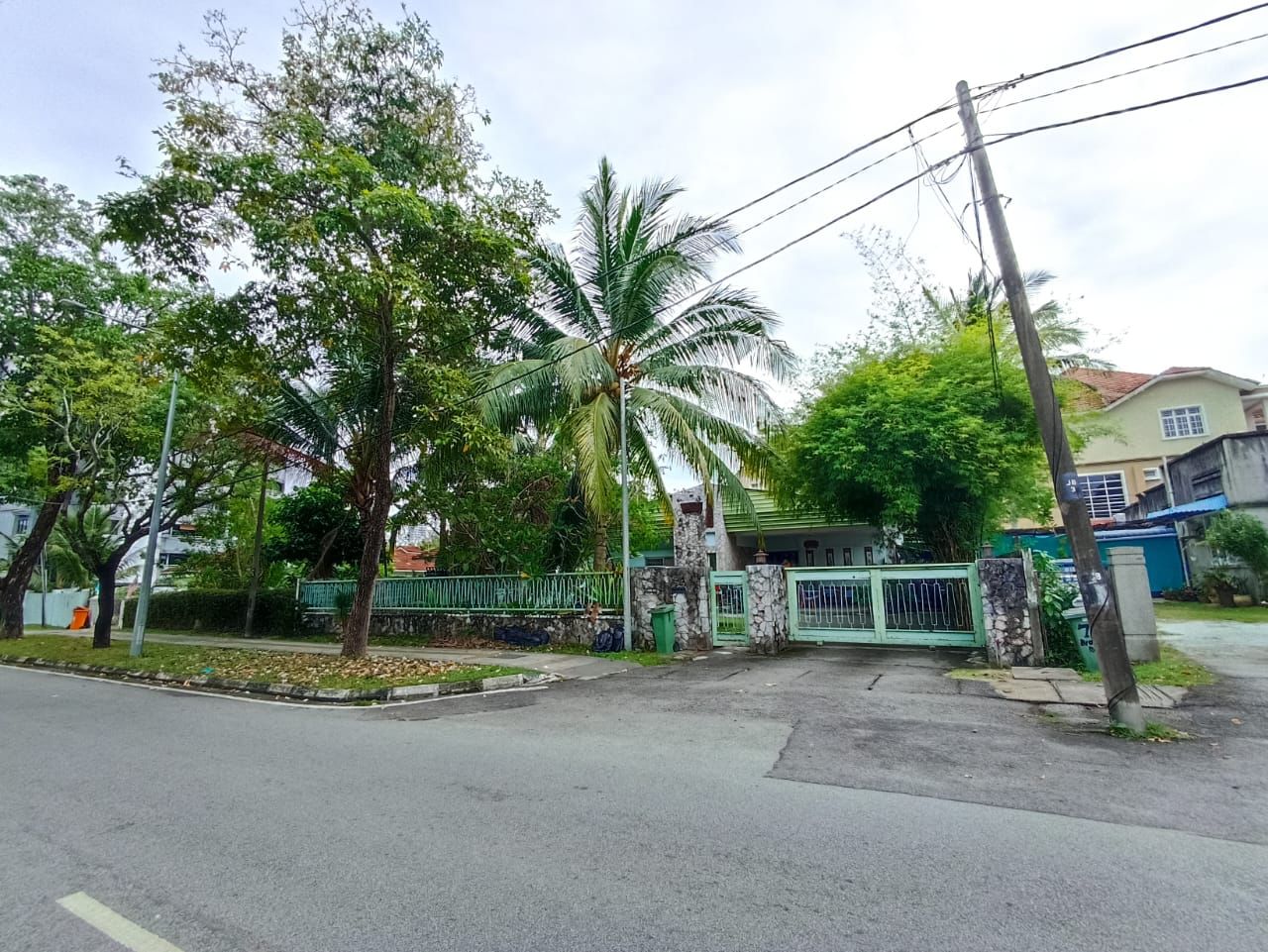 Jalan Brown Bungalow House Land Pulau Tikus - photo 5