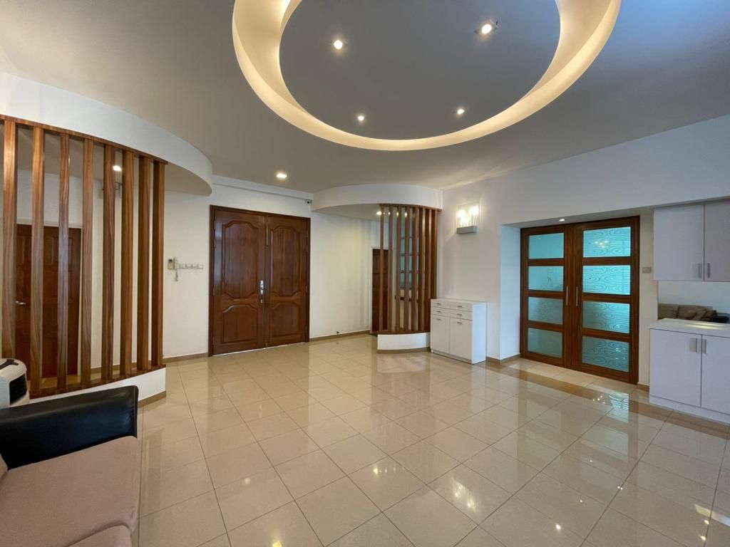 Gurney Palace 4000SF Gurney Drive - photo 5