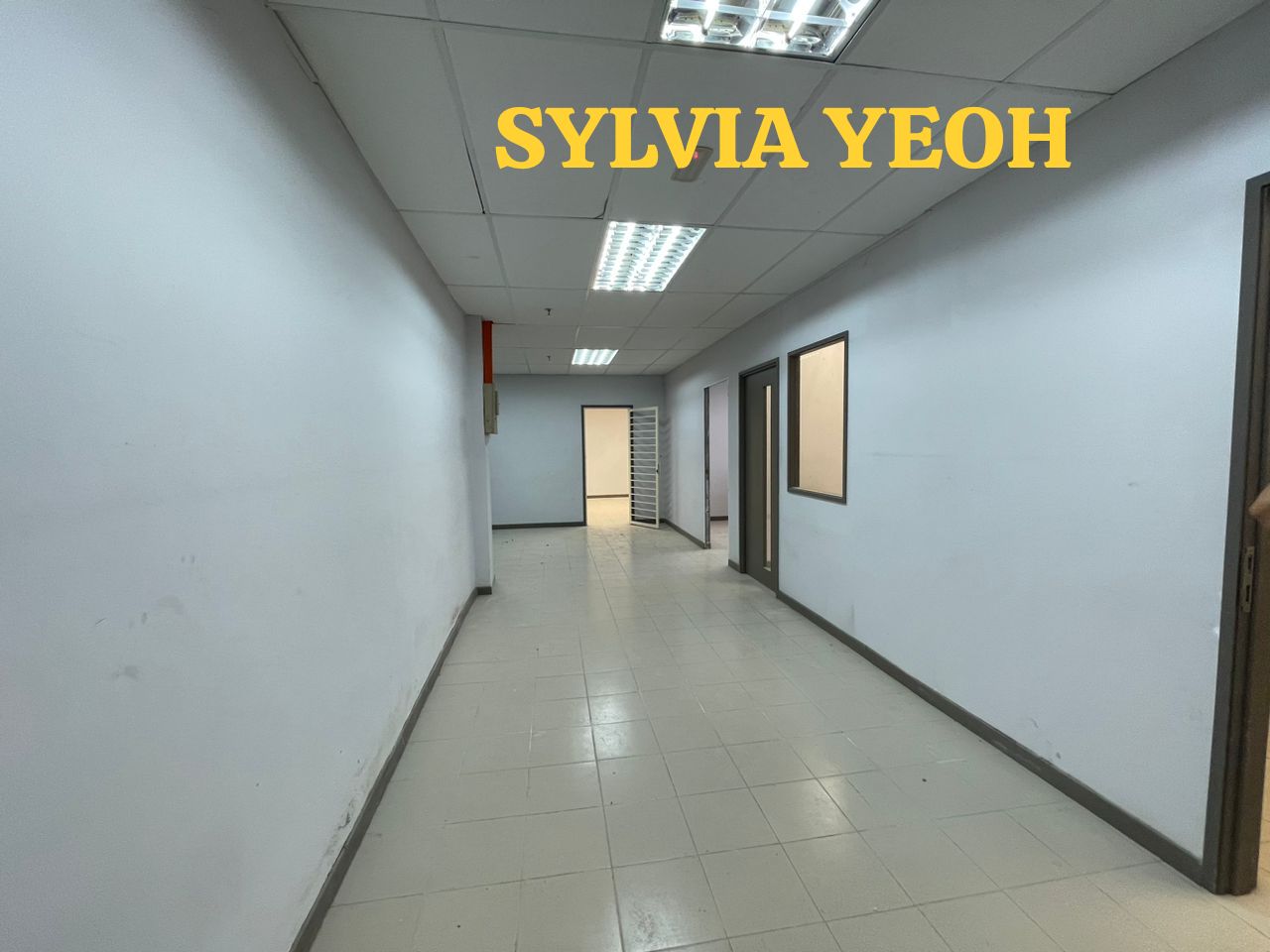 Harbour Trade Centre Shop Lot Jelutong - photo 4