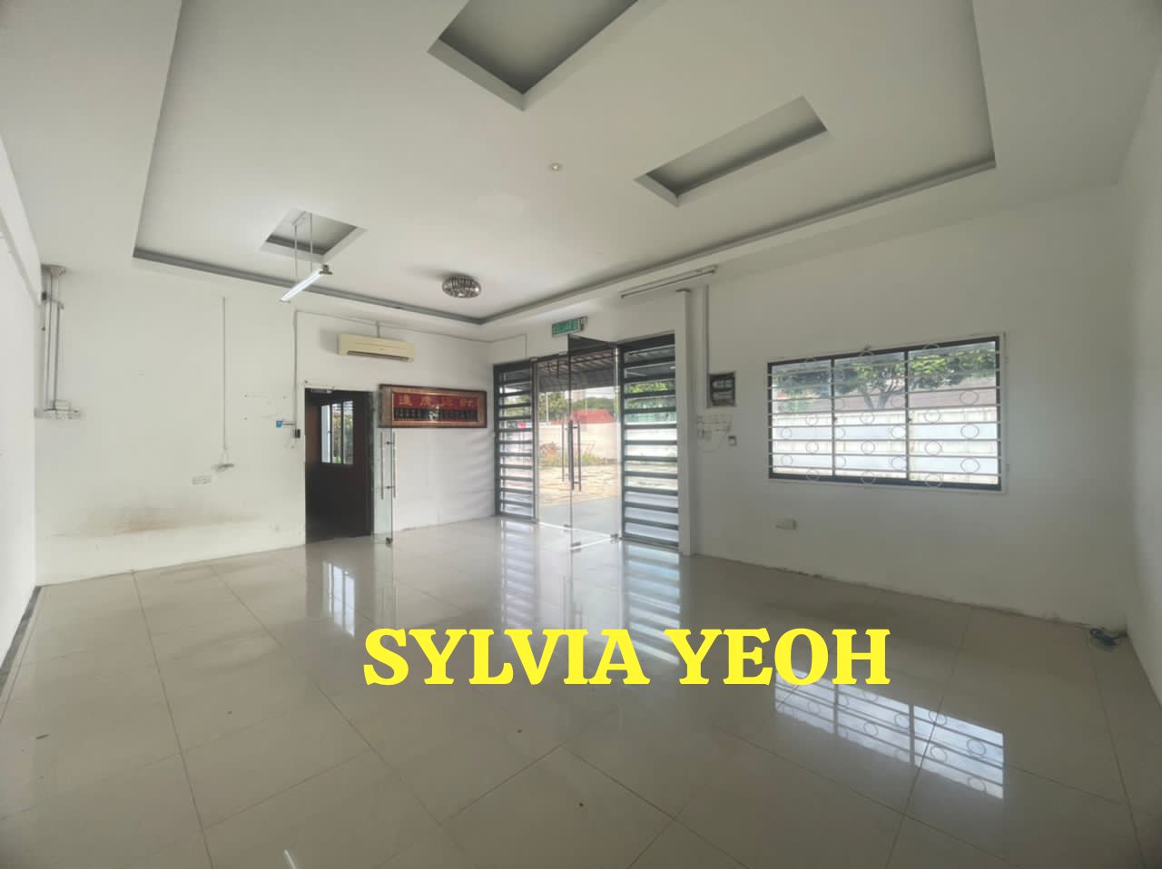 Bungalow House at Jalan Hamilton Greenlane - photo 6