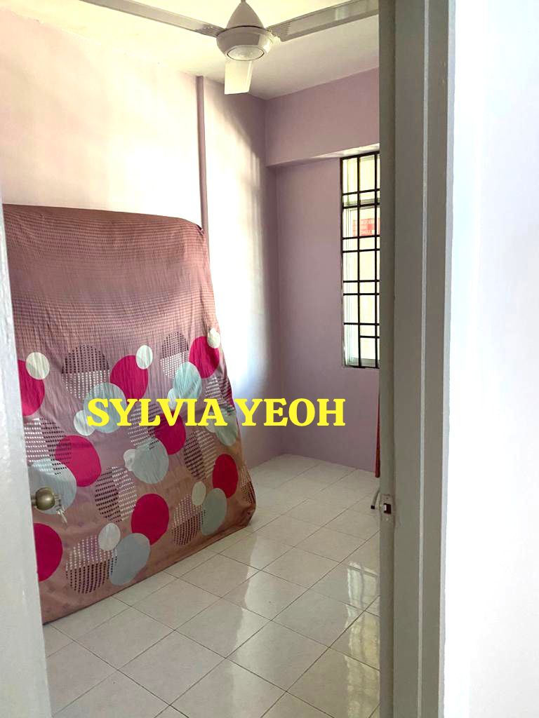 Desa Bukit Dumbar FULL FURNISH at Jelutong - photo 2