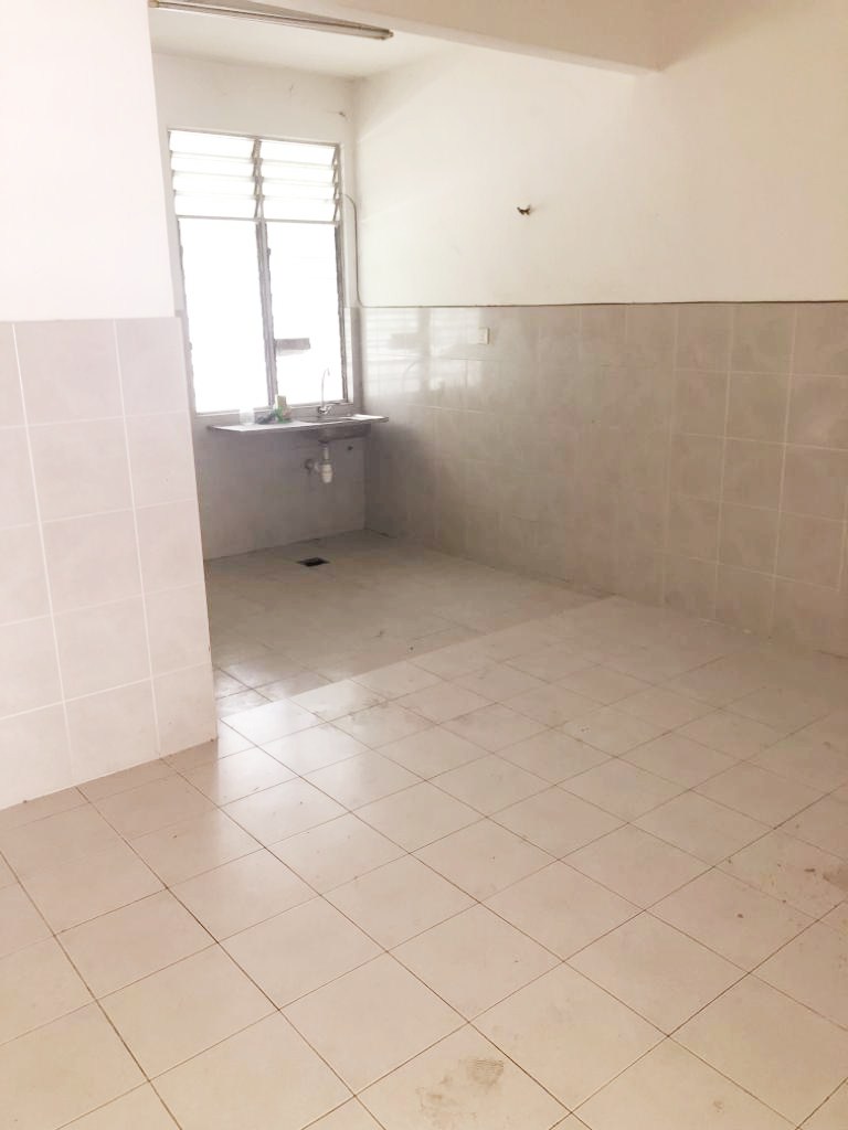 Nice 2sty Desa Alam, nr Seksyen 7 Shah Alam - photo 3