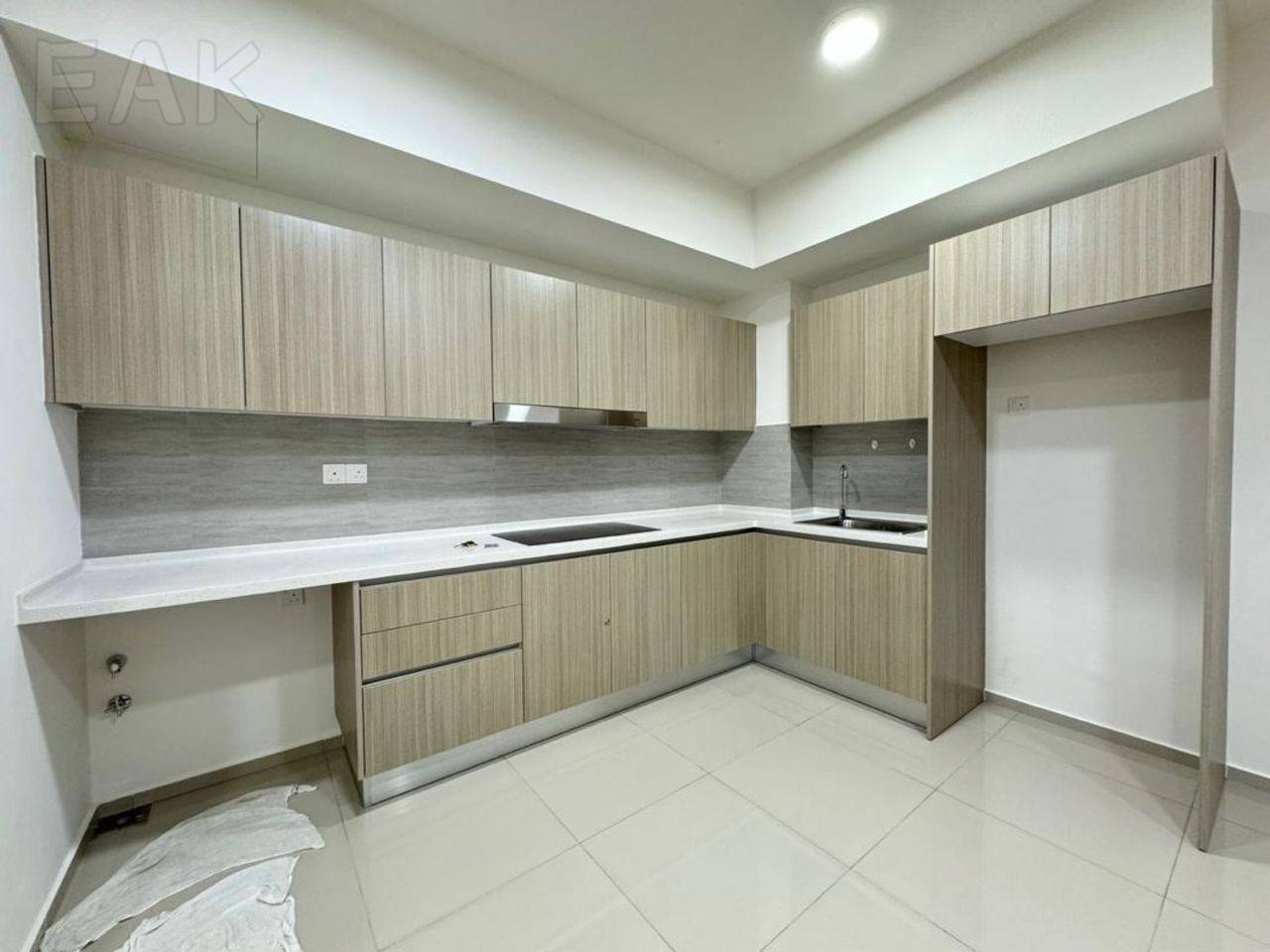 GRAVIT 8,KOTA BAYUEMAS,KLANG - photo 3