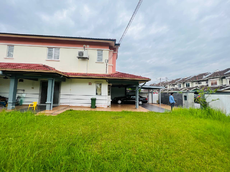 Double Storey Corner Lot, Bandar Seri Putra, Bangi  - photo 3