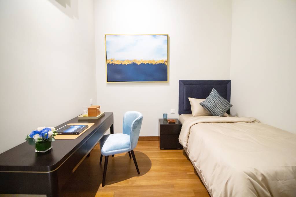 Fully Furnished Pavilion Embassy Service Suite - photo 7