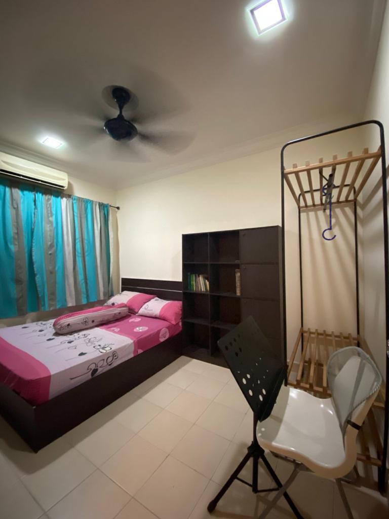 Fully Furnished Serdang Villa Apartment - photo 12
