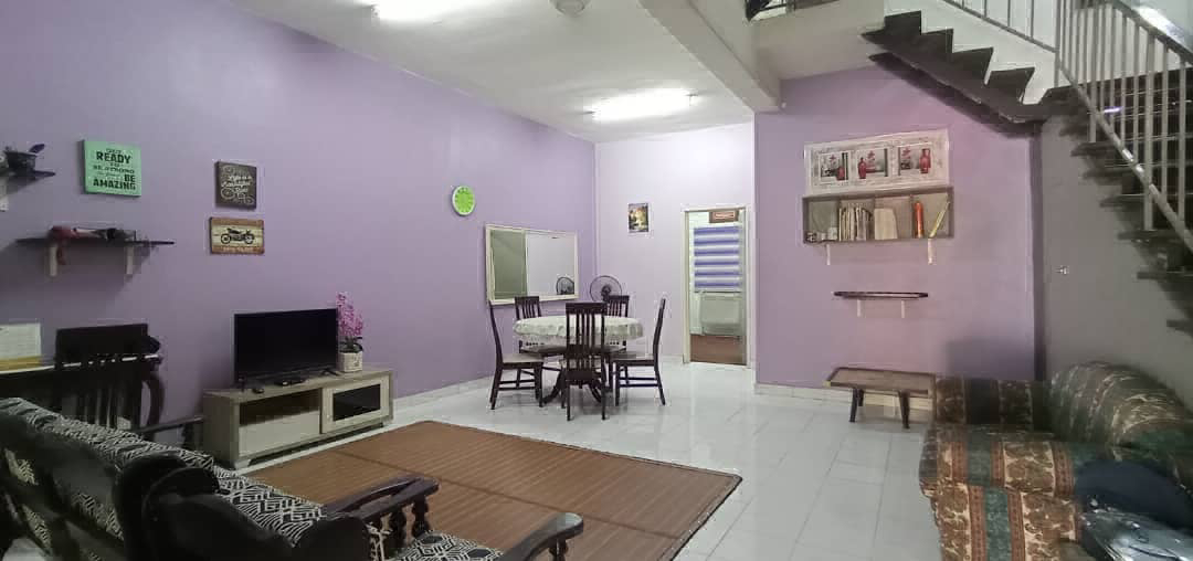 [RENOVATED + FACING OPEN] 2-STOREY TERRACE TAMAN DESA KARUNMAS, SERI KEMBANGAN - photo 2