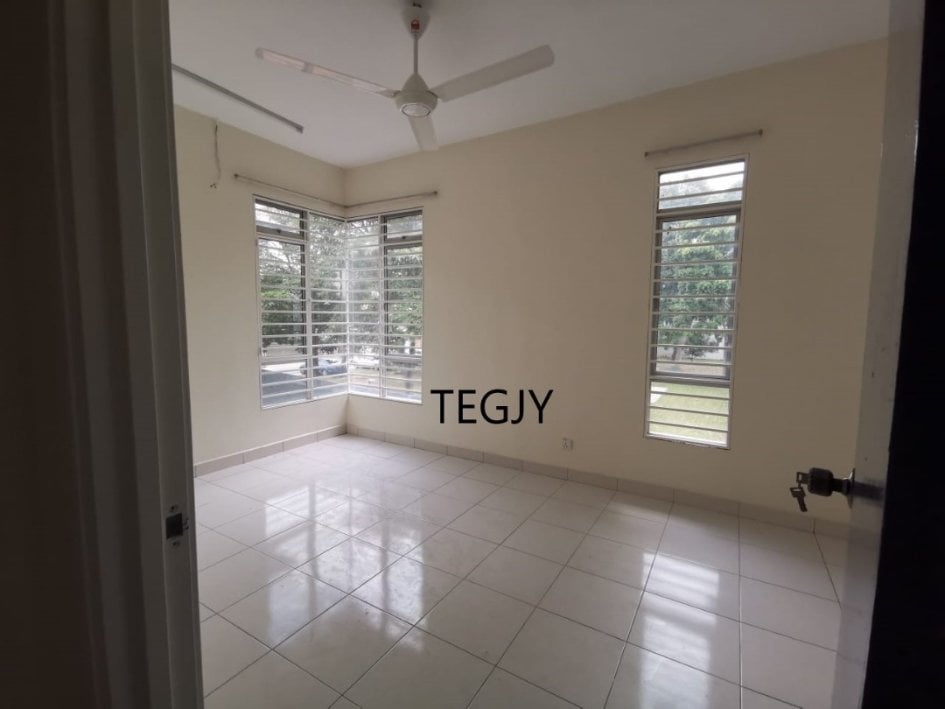 Aman Perdana, Klang Semi D For Rent RM1900