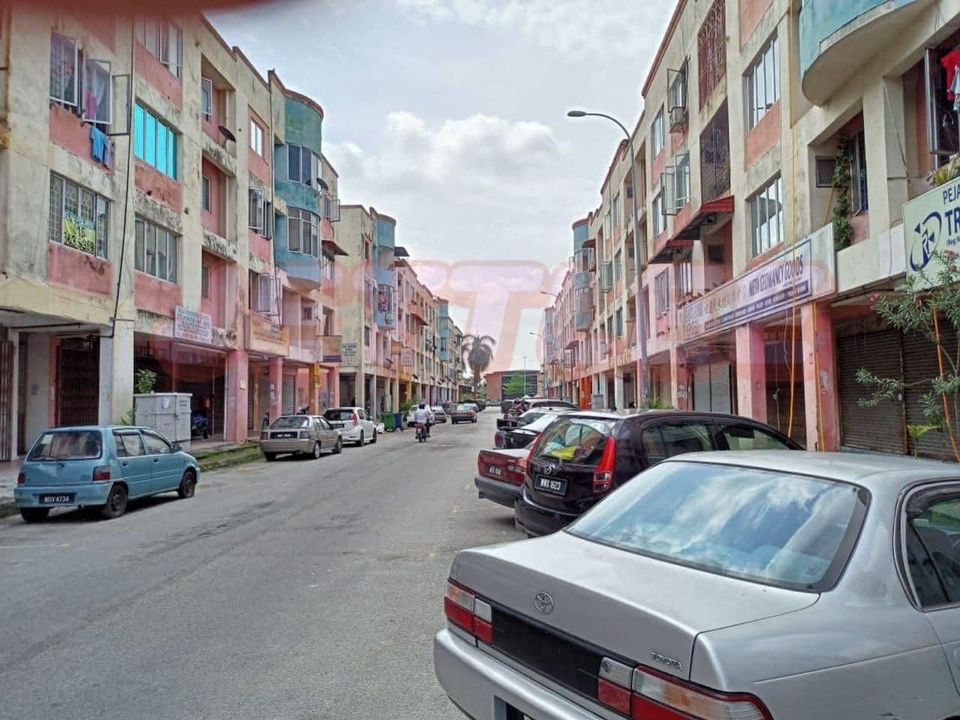 Sentosa Klang Shop Lot G floor 295k - photo 4