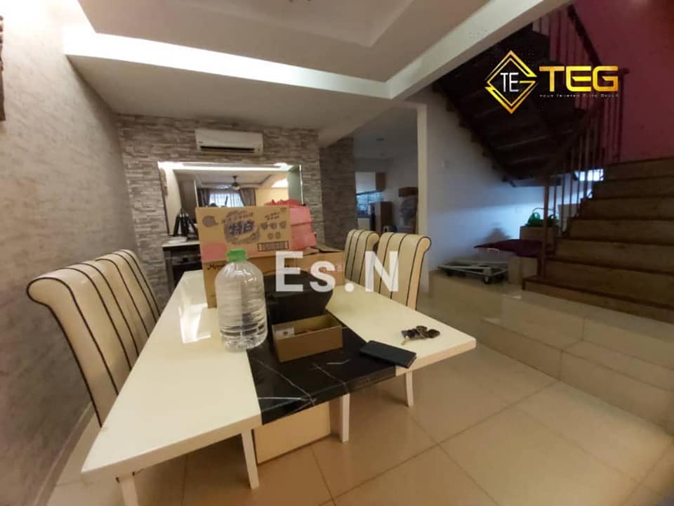 Jalan Emas, Klang 2 Storey  20x80 880k - photo 1