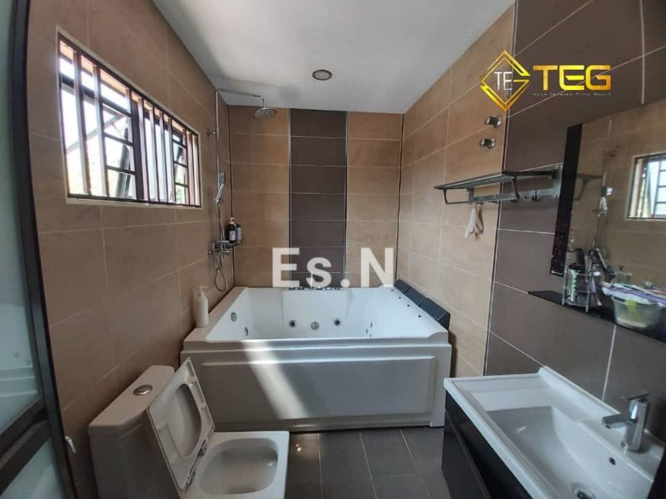 Jalan Emas, Klang 2 Storey  20x80 880k - photo 3