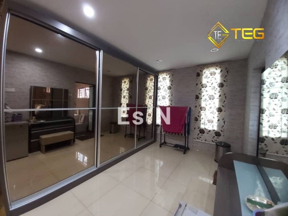 Jalan Emas, Klang 2 Storey  20x80 880k - photo 7