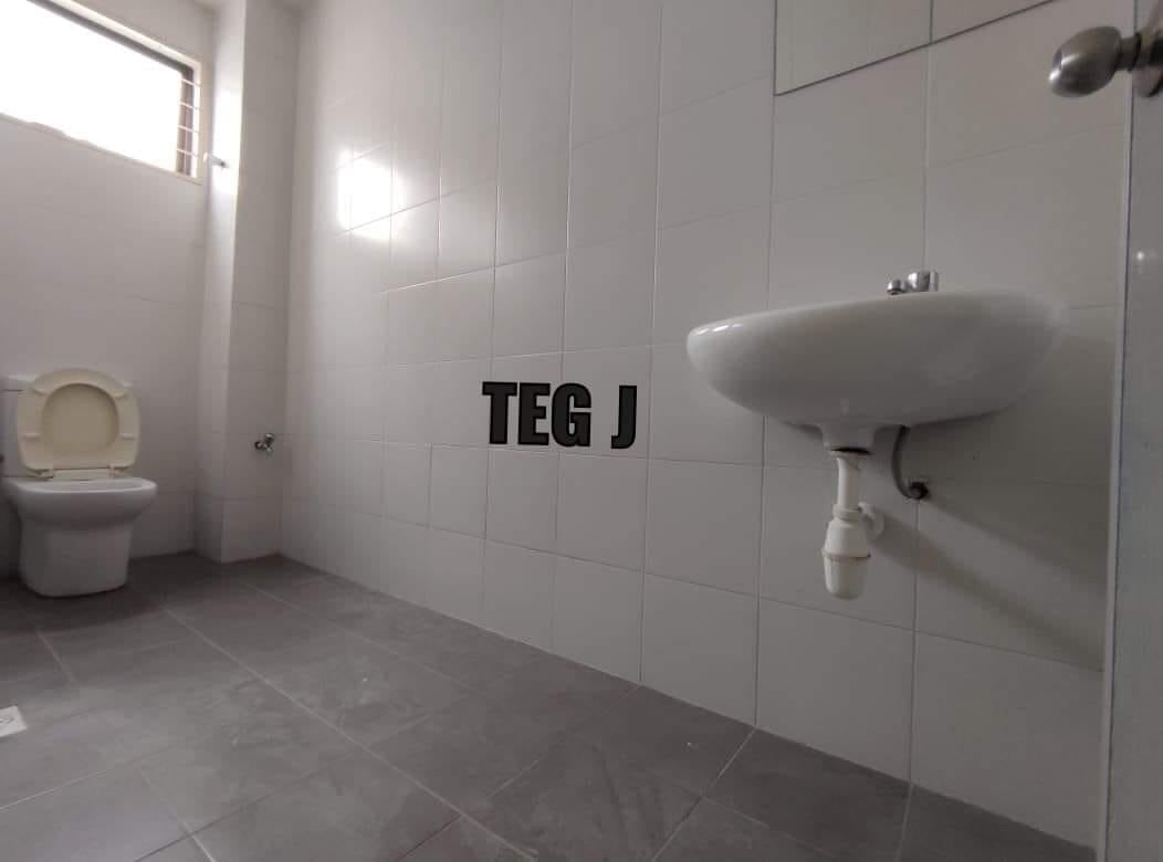 Setia Alam Setia Indah 2 sty 680k - photo 2