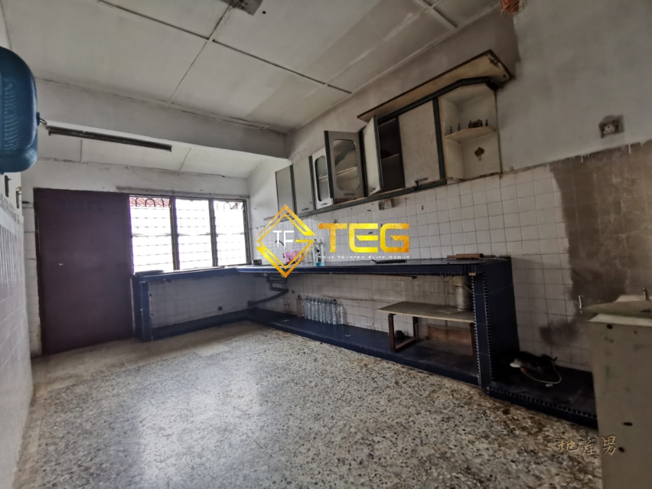 Taman Sentosa Klang  1 Storey end lot 1100 rent - photo 8