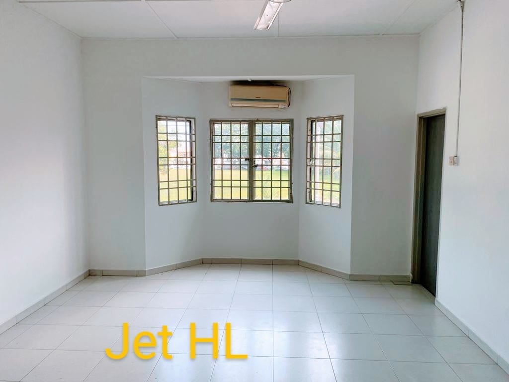 Bandar Bukit Tinggi Klang 620k - photo 1