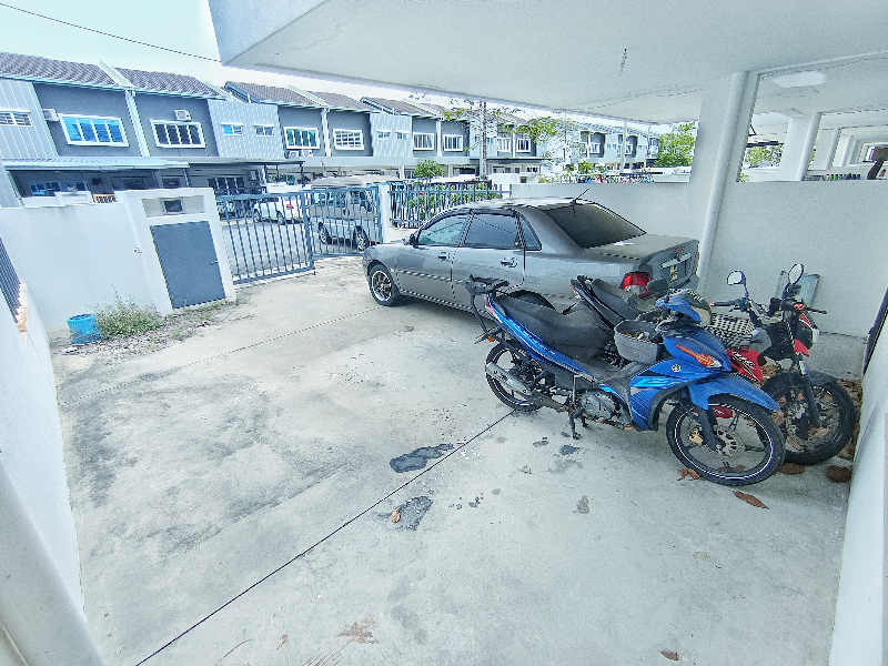 Double Storey Laman Haris Puncak Alam - photo 3