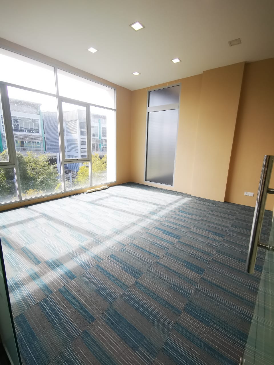 DVIDA BUSINESS CENTER  Bukit Jelutong OFFICE - photo 5