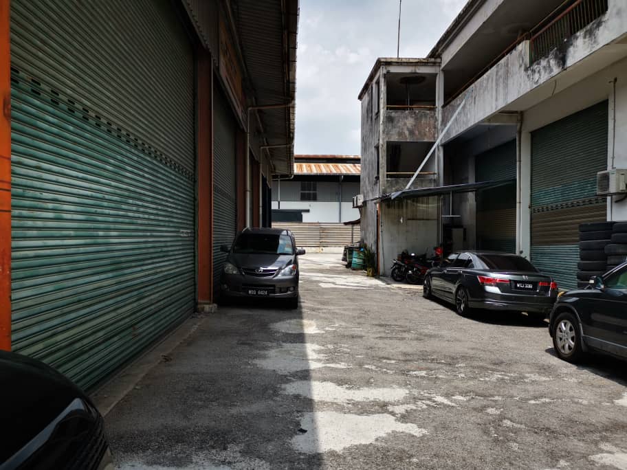 Kawasan Industri Selayang Indah , factory - photo 9