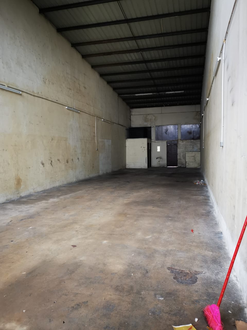 Perindustrian Ehsan Jaya Factory - photo 4