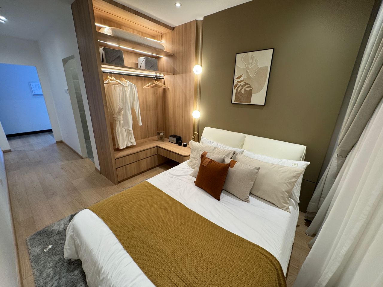 Armani, Brand new unit, Fully furnish - photo 7