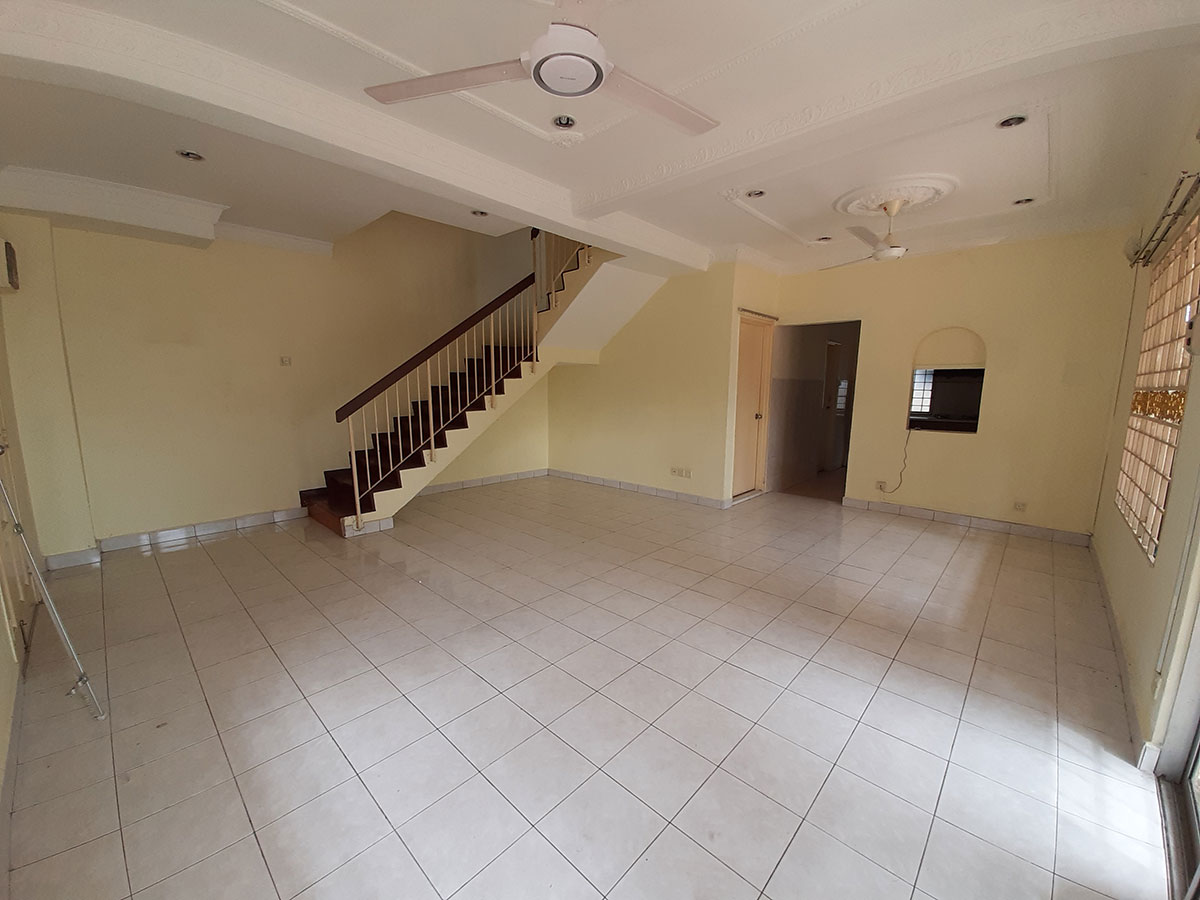 Teres 2 Tingkat, Jalan Nova U5, Subang Bestari - photo 4