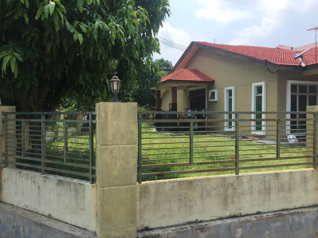 Teres Setingkat Taman Paya Rumput Indah, Melaka