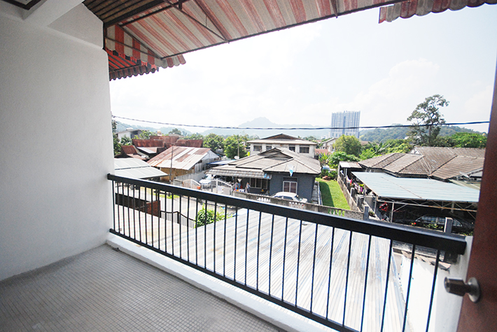 2 STOREY TERRACE HOUSE TAMAN BERLIAN GOMBAK - photo 4