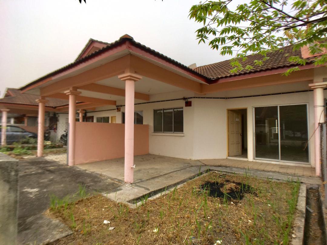 Rumah Teres Setingkat Taman Alam Perdana - photo 6