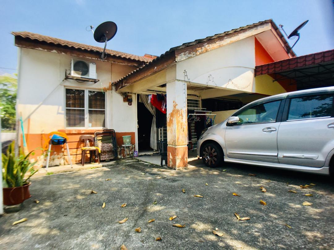 Rumah Teres Setingkat Endlot Bandar Bukit Mahkota - photo 4